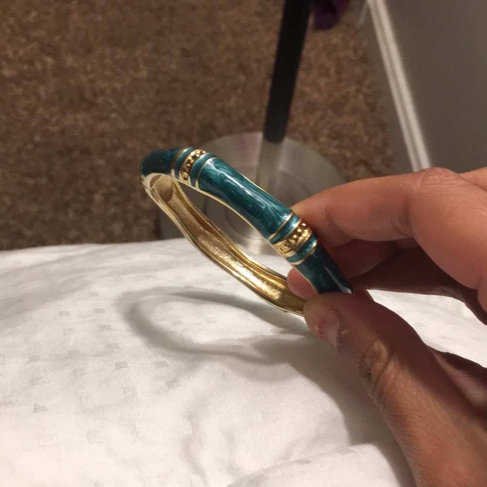 Banana Republic Clasp Bracelet